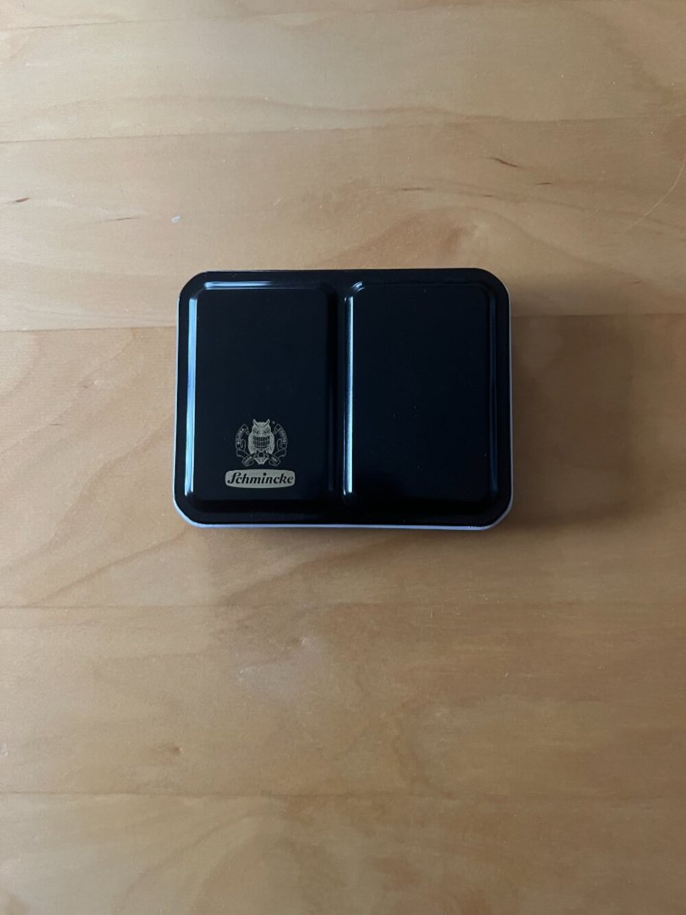 Schmincke Empty Metal Watercolour Box - NO INSERT - but with 28 new half pans